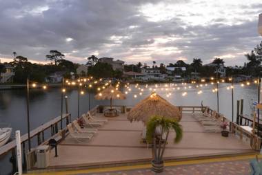 Bayview Plaza Waterfront Resort
