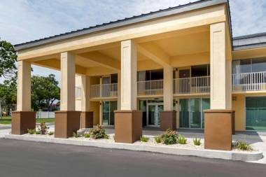 Quality Inn Saint Petersburg North-Tampa Bay