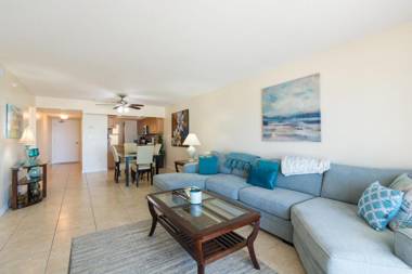 110 Madeira Norte Condo