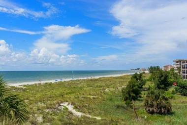 213 Madeira Norte Condo