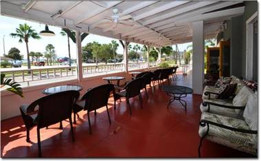 Sea Breeze Manor Inn