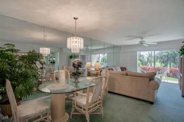 Vista Verde North 6-142 2 Bedrooms Pool View Heated Pool Spa Sleeps 4