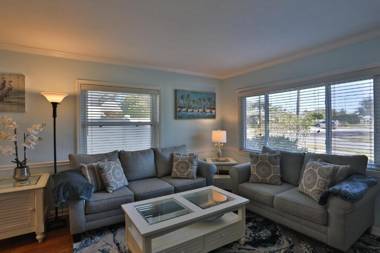 Gulfport Coastal Cottage