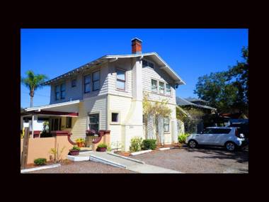 Park Place Inn and Cottages