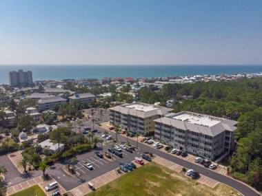 Seagrove Highlands by Panhandle Getaways