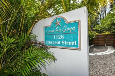 Crescent Street Villas by Beachside Management