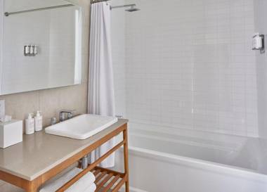 The Sarasota Modern a Tribute Portfolio Hotel