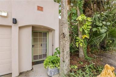 NEW Location Location Location! On the BEACH Walk to VILLAGE