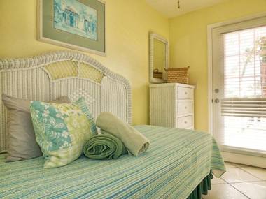 Siesta Palms By the Beach