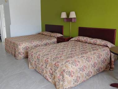 Relax Inn Silver Springs