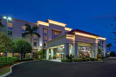 Hampton Inn & Suites Stuart-North