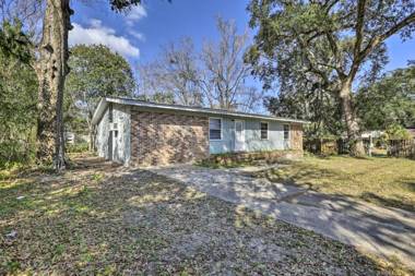 Pet-Friendly Tallahassee Abode Less Than 2 Mi to FSU!