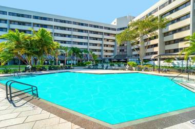 DoubleTree by Hilton Tampa Rocky Point Waterfront