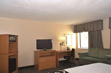 La Quinta by Wyndham Tampa Fairgrounds - Casino