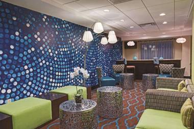 La Quinta Inn & Suites by Wyndham Tampa North