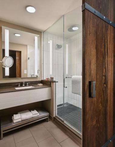 Epicurean Hotel Autograph Collection