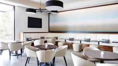 AC Hotel by Marriott Tampa Airport