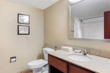 Best Western Lake County Inn & Suites