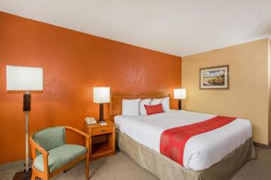 Ramada by Wyndham West Palm Beach Airport