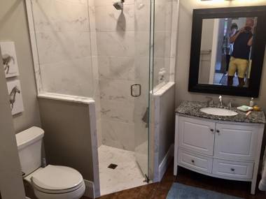 Palm Beach Oasis - 3bd3ba - Private Pool & Parking