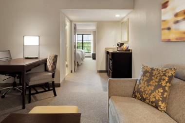 Embassy Suites by Hilton Atlanta Alpharetta