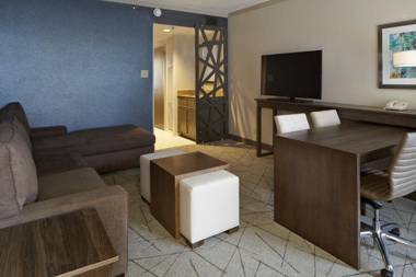 Embassy Suites Atlanta - Galleria