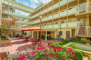 Inn at the Peachtrees Ascend Hotel Collection