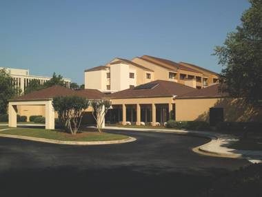 Courtyard by Marriott Atlanta Executive Park/Emory