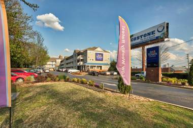 InTown Suites Extended Stay - Atlanta Central