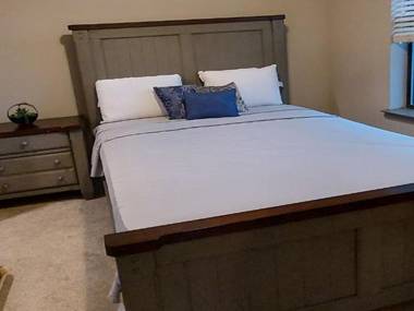 2 bedroom 2 bath very spacious