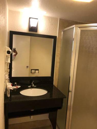 Super 8 by Wyndham Augusta