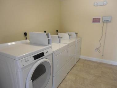 Affordable Suites Augusta