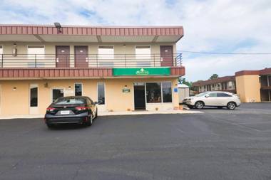 Masters Inn Augusta GA near Riverwalk By OYO