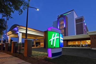 Holiday Inn Express Augusta Downtown an IHG Hotel