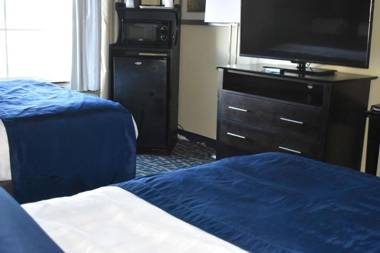 Best Western Plus Brunswick Inn & Suites