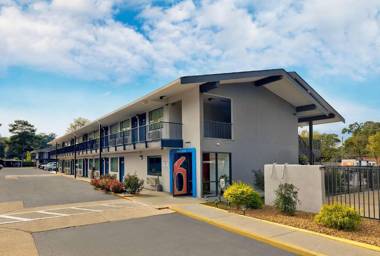 Motel 6-Columbus GA