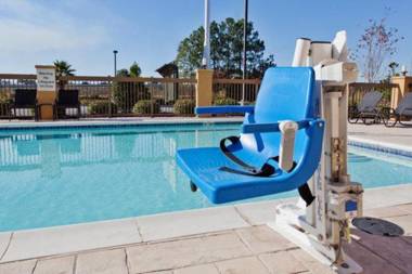 Holiday Inn Express Hotel & Suites Cordele North