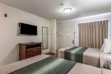 HomeTowne Studios by Red Roof Covington GA