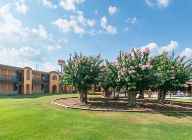 Red Roof Inn Forsyth