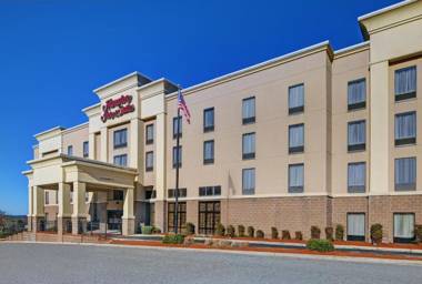 Hampton Inn & Suites Augusta West