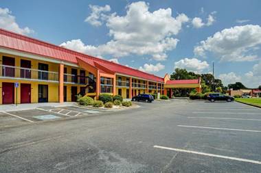 OYO Hotel Hinesville Oglethorpe