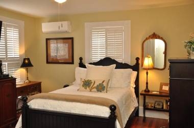 Trowell Historic Inn