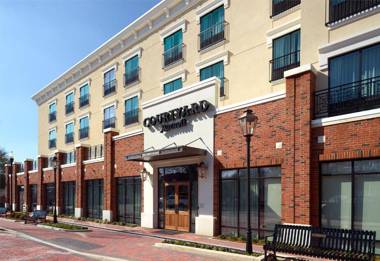 Courtyard by Marriott LaGrange