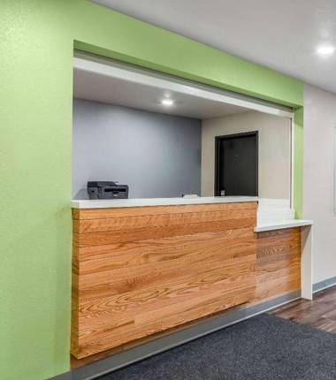 WoodSpring Suites Atlanta Lithia Springs