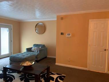 Cozy2Br-2&Half5BathCottage-Near the Historic StoneMTN Park