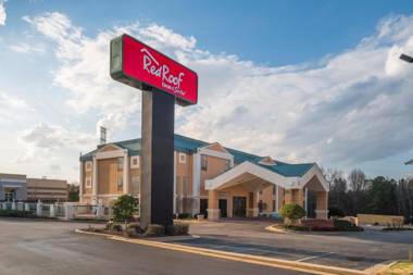 Red Roof Inn & Suites Newnan