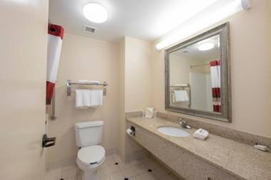 Red Roof Inn & Suites Newnan