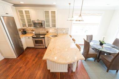 The Newport Lofts - 546 Thames Street