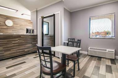 Americas Best Value Inn Perry