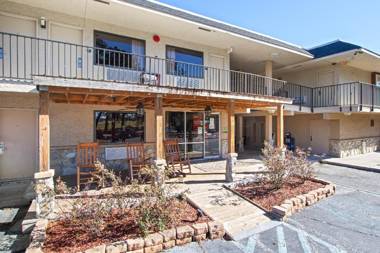 Capital O Hotel Richmond Hill/Savannah area I-95